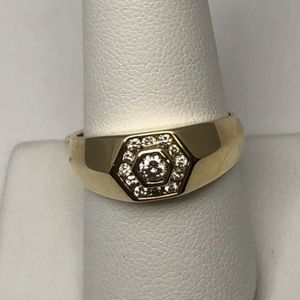 Mens 10K gold Diamond ring
